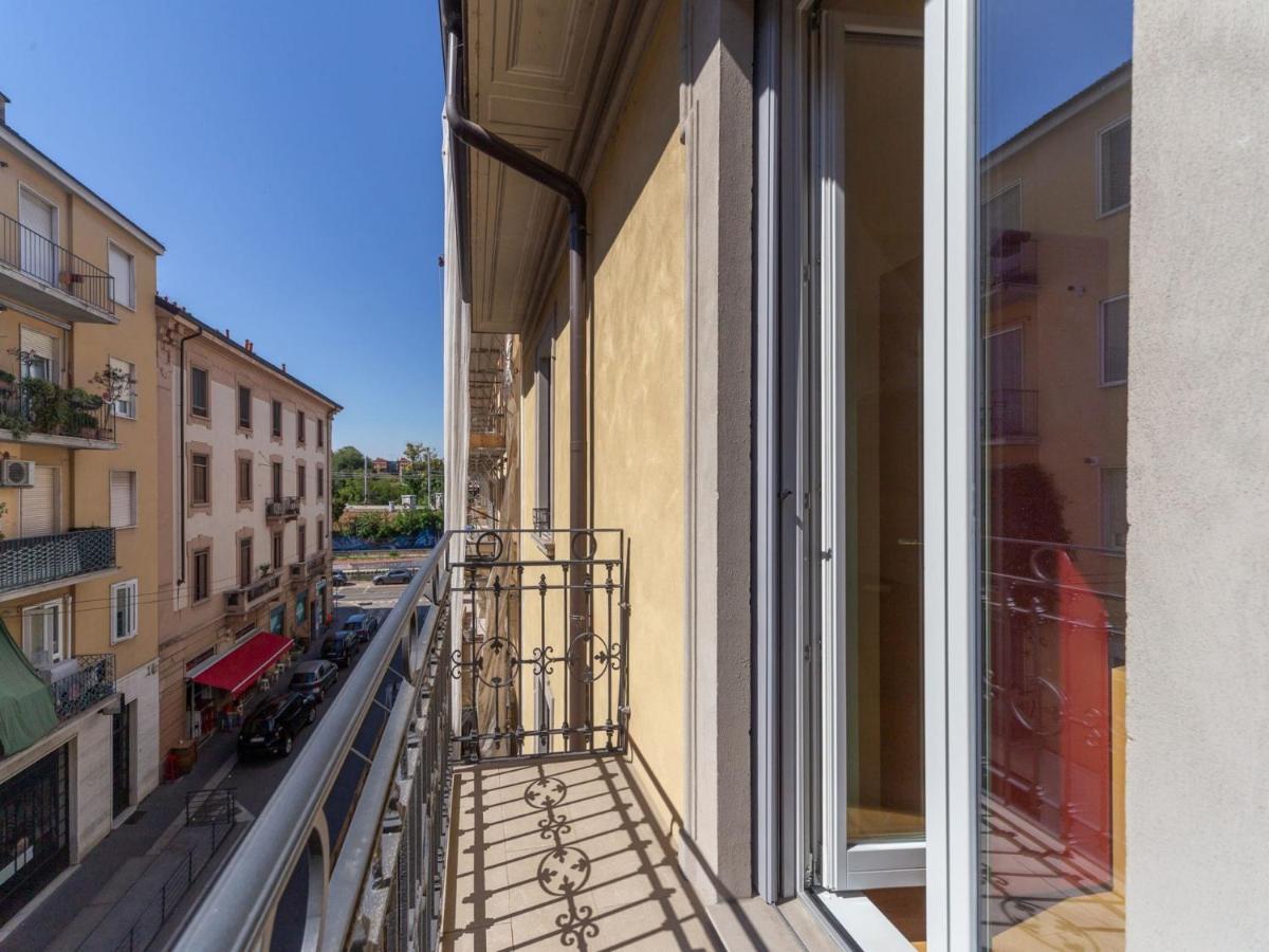 The Best Rent - Spacious Three-Bedroom Apartment With Terrace Μιλάνο Εξωτερικό φωτογραφία